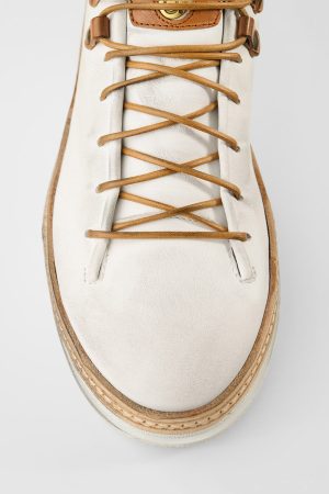 COLEwhitewelteddistressedleathersneakersCapture00133.jpg