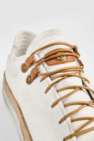 COLEwhitewelteddistressedleathersneakersCapture0078.jpg