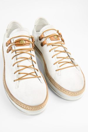 COLEwhitewelteddistressedleathersneakersFRONT-0071-3.jpg
