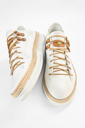 COLEwhitewelteddistressedleathersneakersMIDTILTED-0100-3.jpg