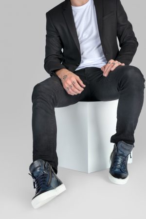 SOHO_men_HT_Sneakers_Meteorite_Blue_LF_02_95cb5bc7-a33b-486f-9c84-47e7c6fdd54a.jpg