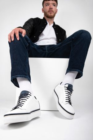 SOHO_men_sneakers-trainers-low_white-blue_luxury_calf-leather_patina-minimalist_made-in-italy10072.jpg