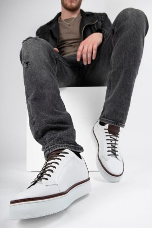 SOHO_men_sneakers-trainers-low_white-chestnut-brown_luxury_calf-leather_patina-minimalist_made-in-italy10979.jpg