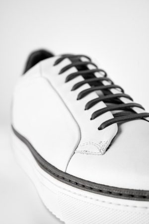 SOHO_men_sneakers-trainers-low_white-grey_luxury_calf-leather_patina-minimalist_made-in-italy9173.jpg