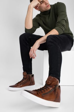 UntamedStreetModelDay103870.jpg